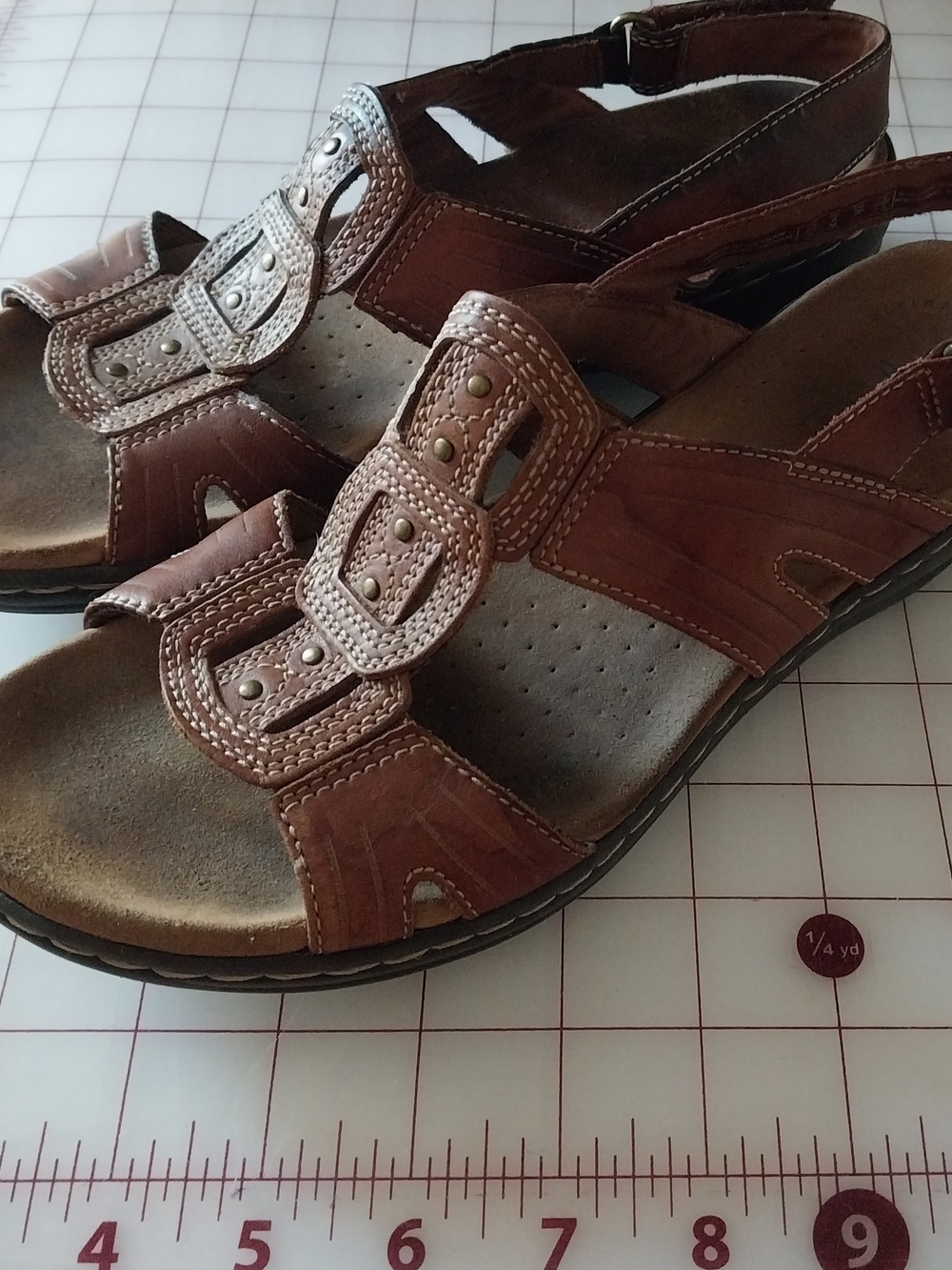 Clarks Brown Leather Leisa Open-Toe Sandals